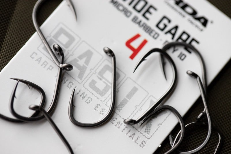 Load image into Gallery viewer, Korda - Basix Wide Gape Size 8
